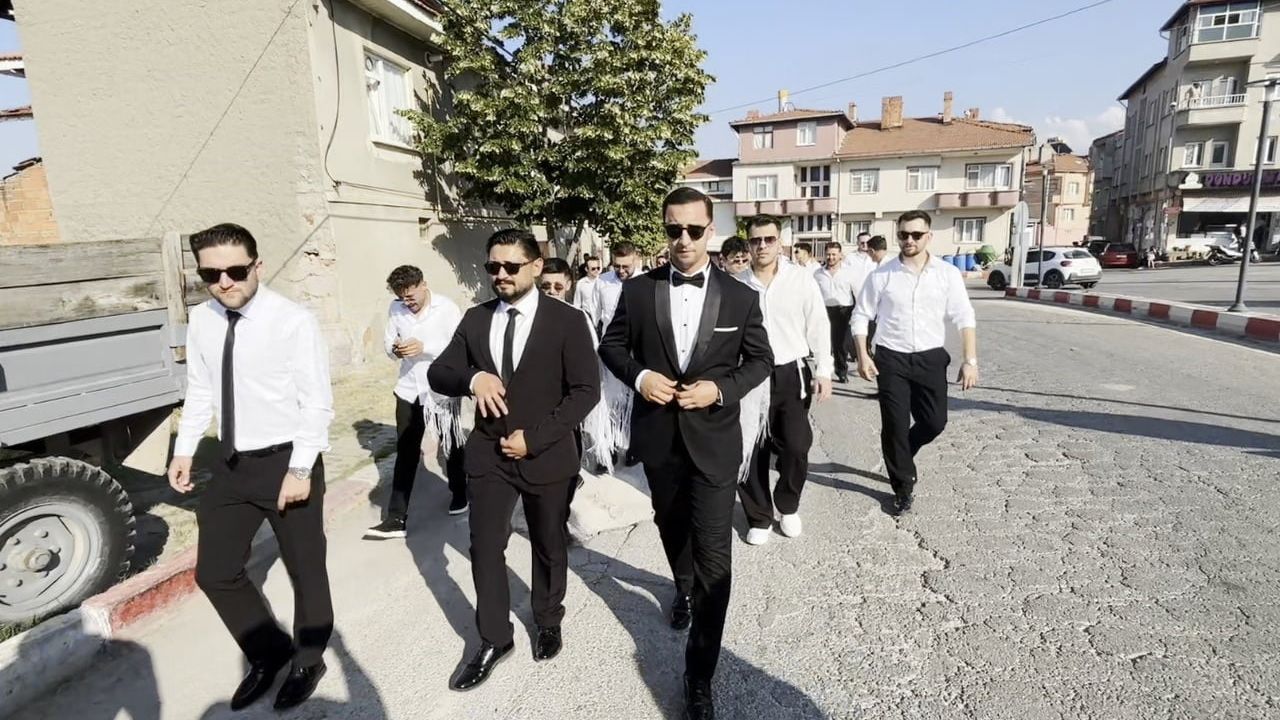 Tepecik'te asırlık düğün sınavları: damat ve sağdıçtan ördek yürüyüşü