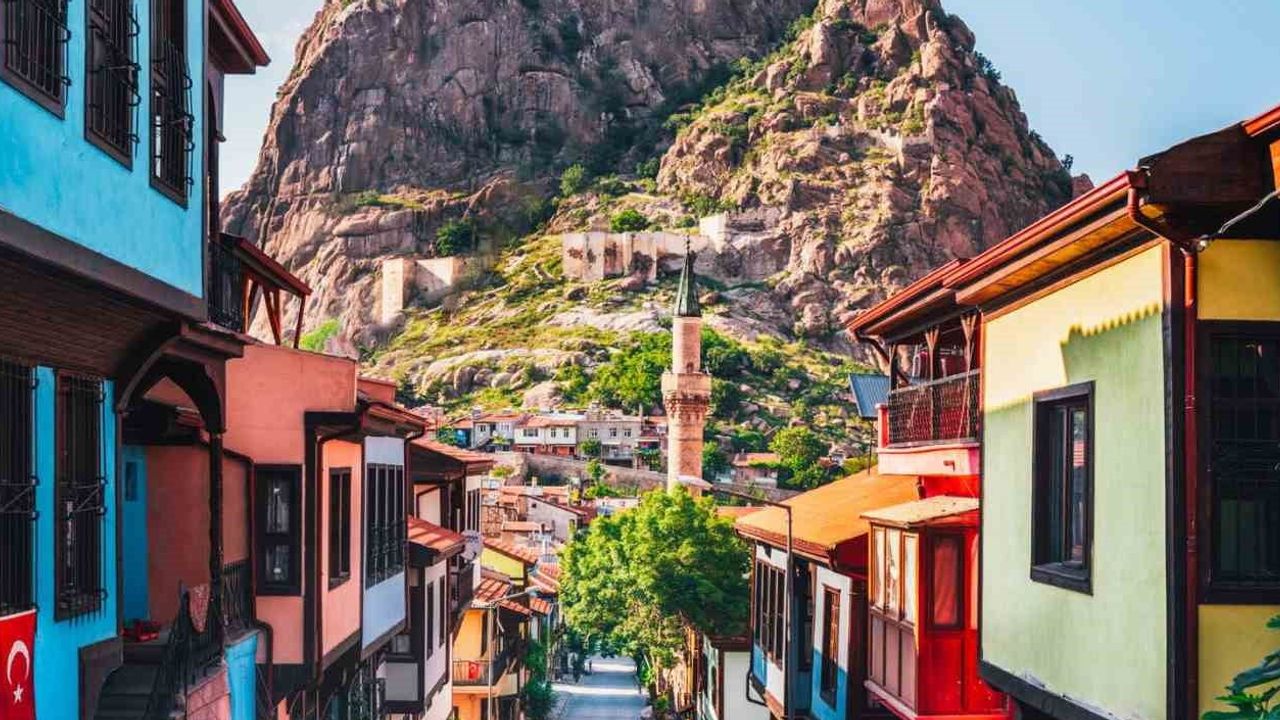 Termal kaynaklardan motokrosa: Afyonkarahisar spor turizminde yeni cazibe merkezi
