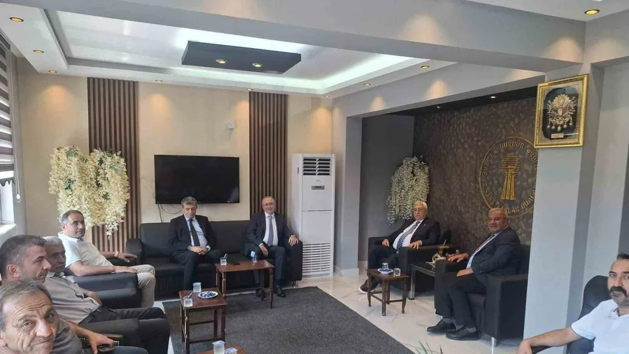 Teşkilat buluşmalarıyla esnafın gündemi netleşti: AYESOB heyeti dört ilde