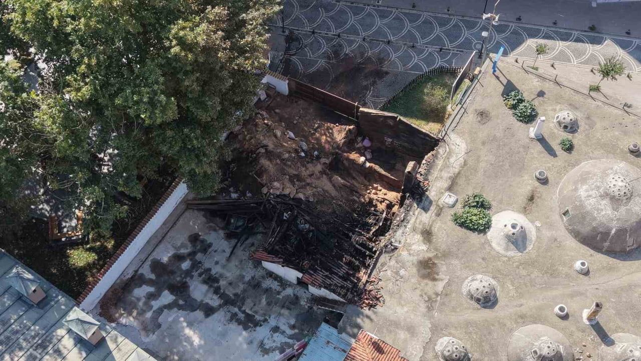 Tokat'ta Pervane Hamamı makine dairesinde gece yangını kontrol altına alındı