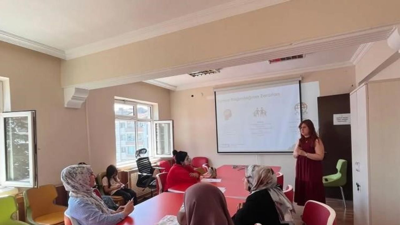 Toplumsal zararları konuşuldu: Bilecik'te kumar bağımlılığına karşı eğitim