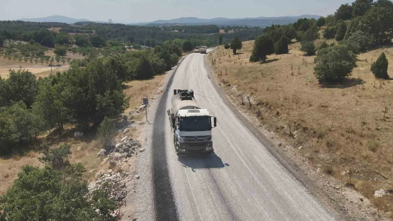 Ulaşım seferberliği Harmancık'ta 10 kilometrede somutlaştı