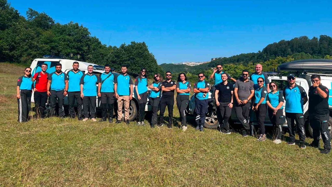 UMKE personeline Pınarcık'ta 4x4 defansif sürüş eğitimi