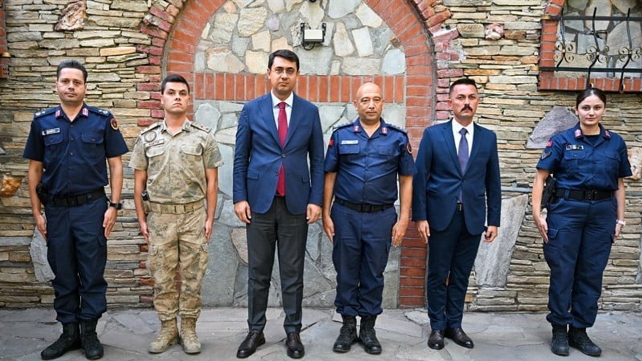 Uşak’ta görevde yükseliş: 50 jandarma yeni rütbeleriyle tanıştı