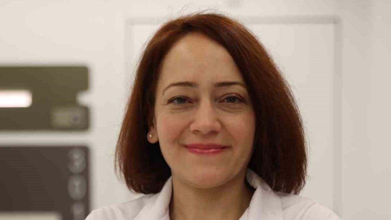 Uzun süren ses kısıklığını hafife almayın: dört haftayı aşarsa değerlendirin