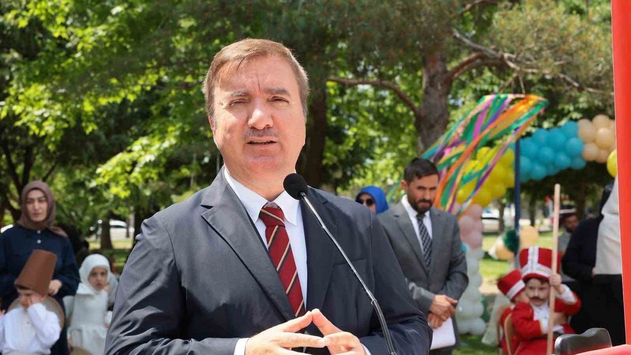 Vali Aydoğdu'dan kandil mesajı: merhamet ve kardeşlik vurgusu