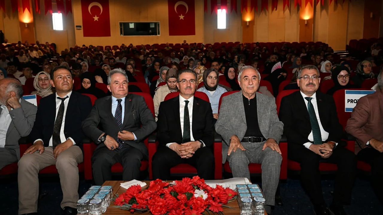 Vali Baruş: peygamberimizin güzel ahlakı toplumun rehberi oldu