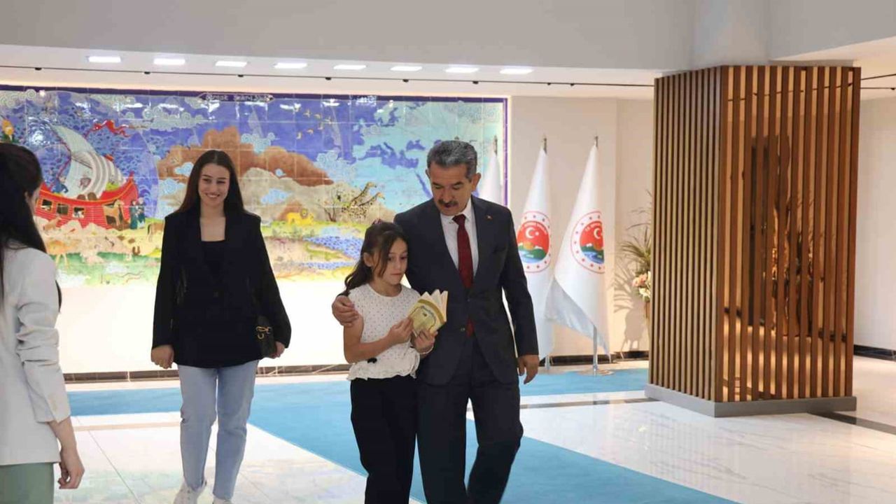 Vali Ekici hafta sonunu açık kapıda geçirdi: 50 vatandaşla birebir görüştü