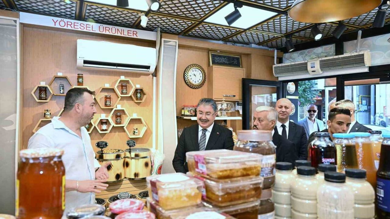 Vali Erdinç Yılmaz esnaf ziyaretinde talepleri dinledi