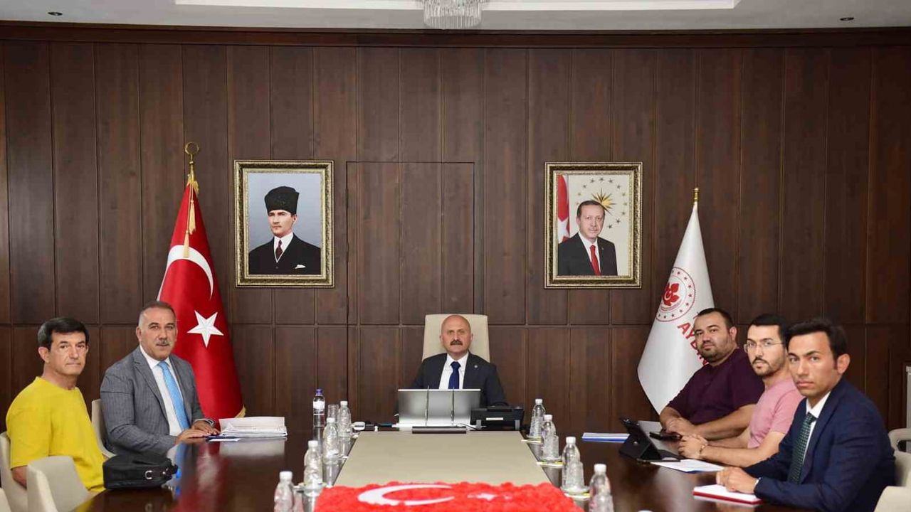 valilikte adnan menderes stadyumu yapım süreci masaya yatırıldı