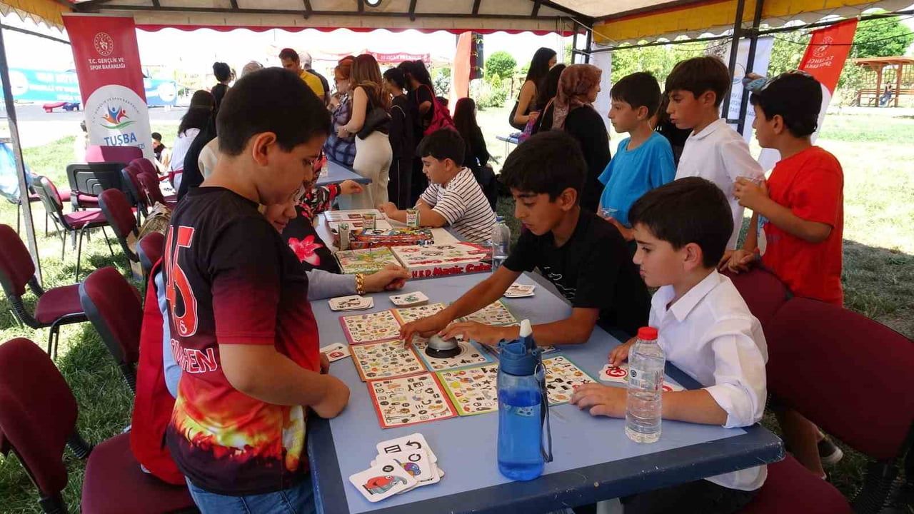 Van'da mutlu çarşamba ile engelli gençlere yönelik kapsamlı spor ve kültür festivali