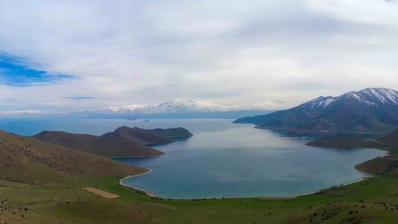 van gölü deveboynu yarımadası milli park ilan edildi