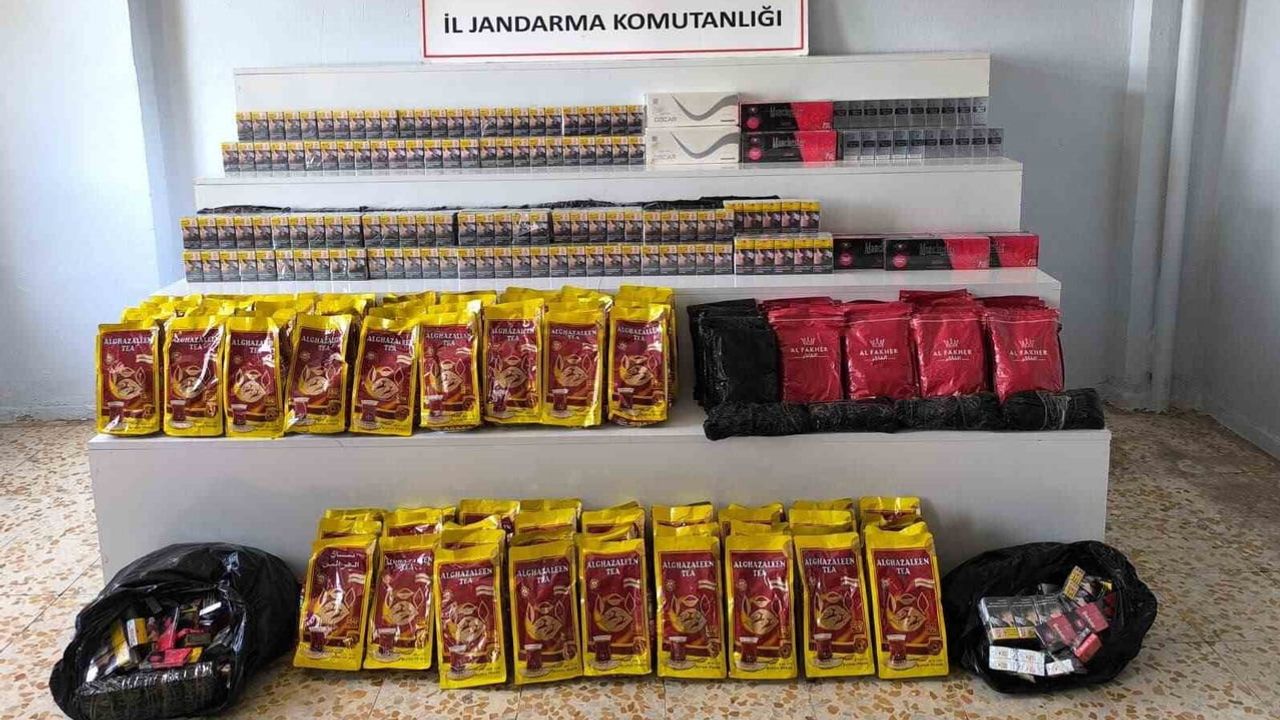 Viranşehir'de kaçak tütün ve çay operasyonu: 16 kişi hakkında işlem