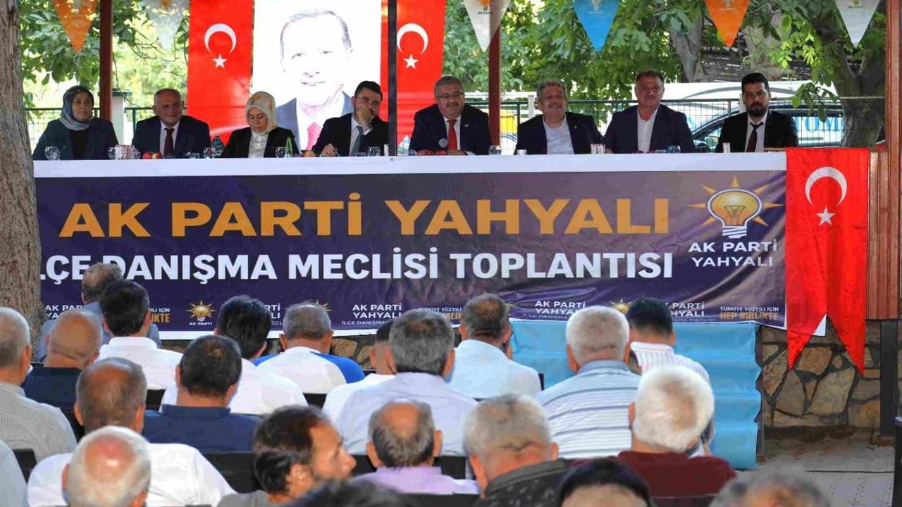 Yahyalı'da hizmet vurgusu: 'koltuk sevdasıyla değil hizmet sevdasıyla çıktık'