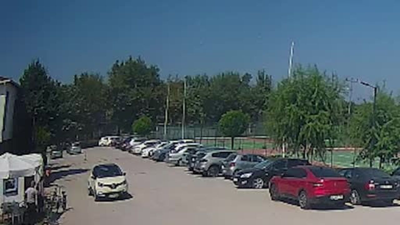 Yalova'da eğitim uçuşunda F-16'nın kırıma uğradığı anlar ortaya çıktı