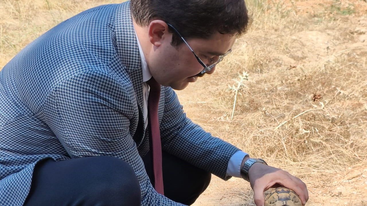 Yalvaç Orman Parkı'nda hükümlüler çevre temizliğine öncülük etti