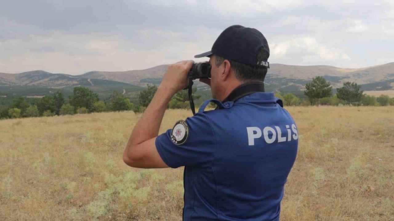 Yangın riskine karşı yerinde denetim: Kırşehir emniyetinden orman devriyeleri