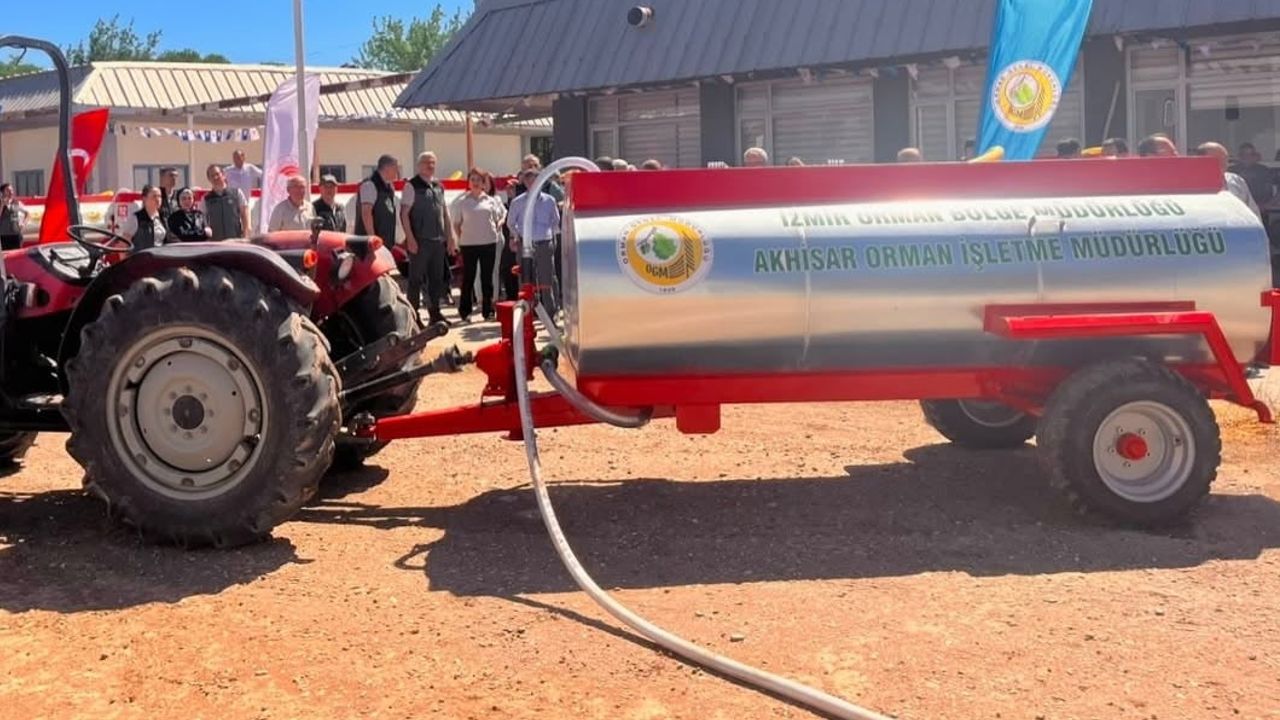 Yangına ilk müdahaleyi güçlendirmek için Akhisar orman köylerine 14 su tankeri verildi