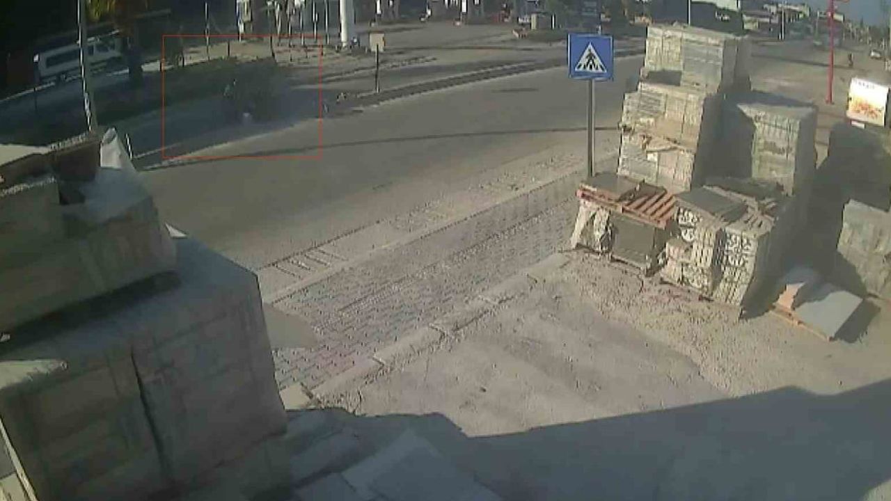Yaya yolundan geçerken çarpışma: Antakya'da 72 yaşındaki sürücü yaşamını yitirdi