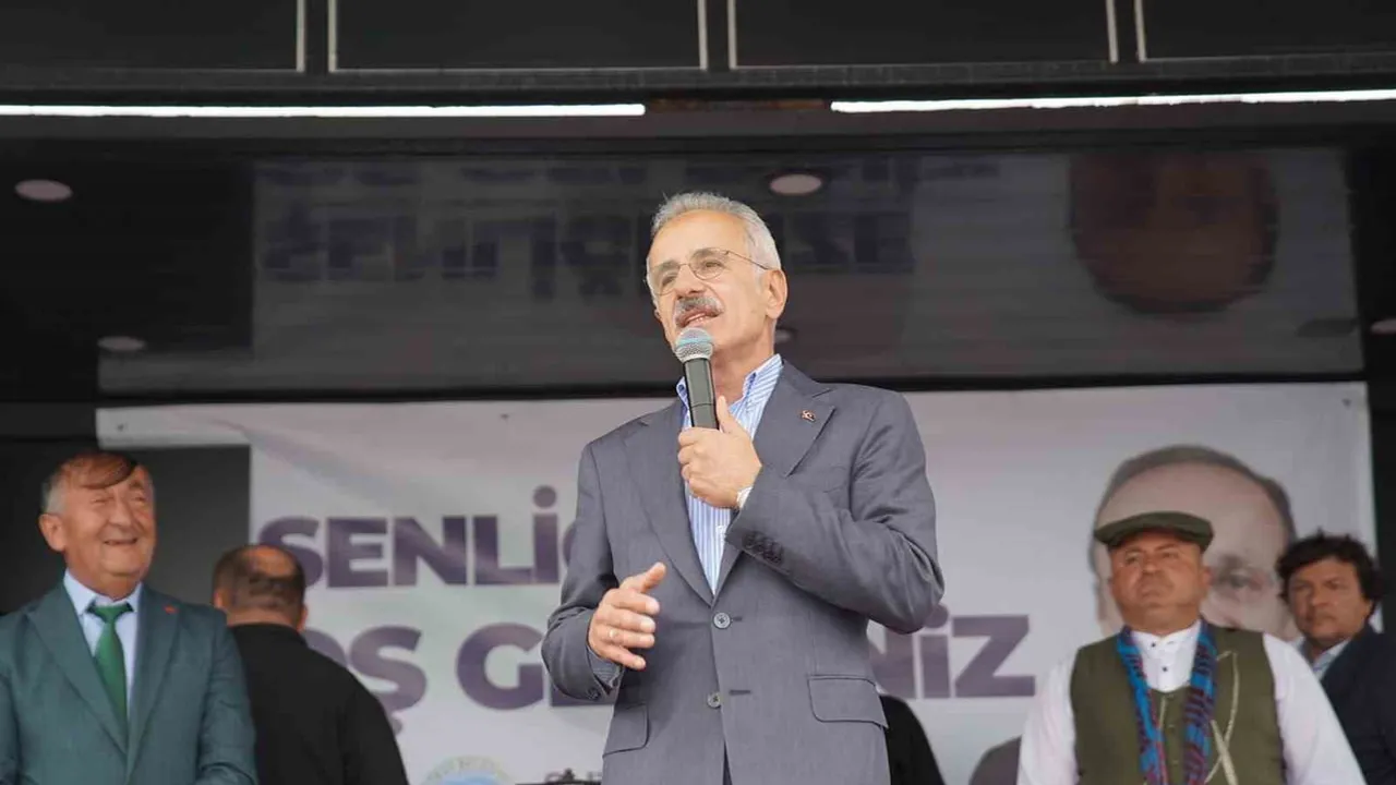 Yayla şenliğinde birlik ve hizmet mesajı: Honefter'de ulaşım yatırımlarına vurgu