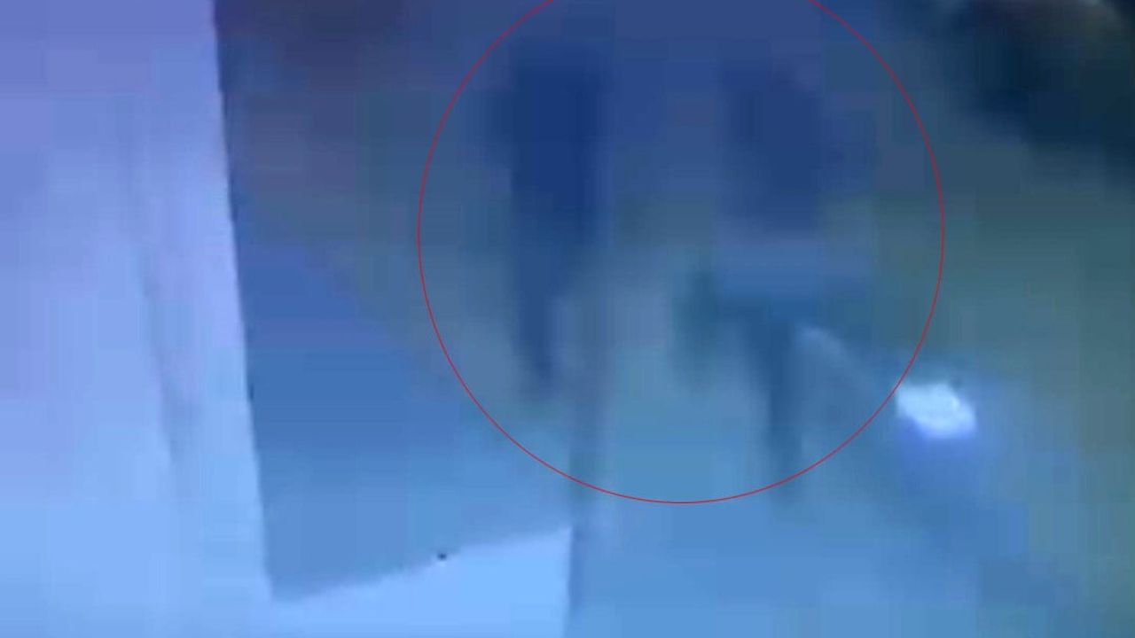 yaz boyunca biriktirdiği parayla aldığı motosiklet apartman bahçesinden çalındı