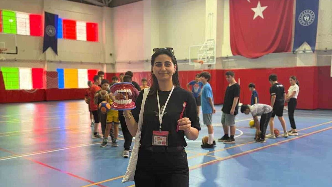 Yaz spor okullarında 256 çocuğa ağız ve diş sağlığı bilinci kazandırıldı