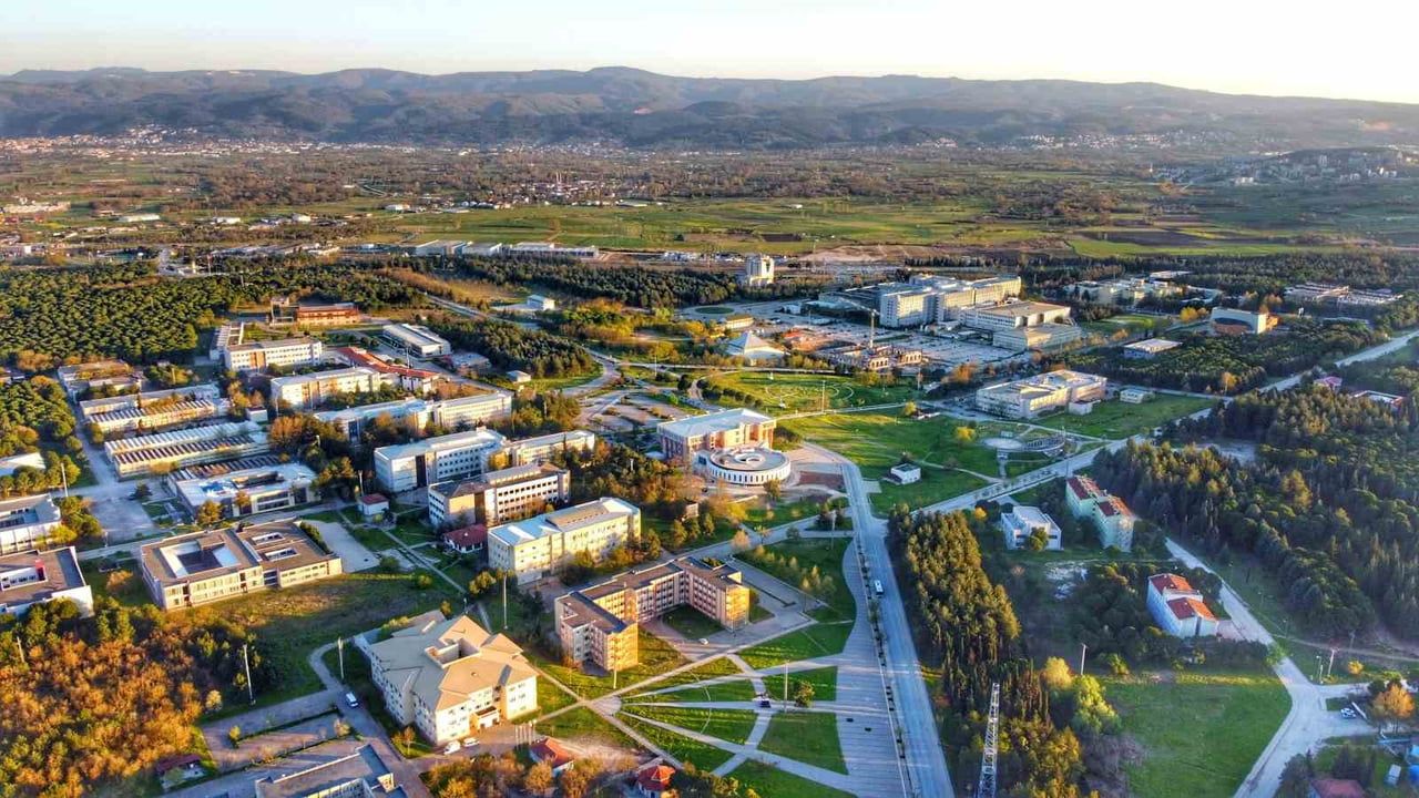 Yeni kayıt döneminde neredeyse tüm kontenjanlar doldu: Bursa Uludağ Üniversitesi 62 bine yaklaşıyor