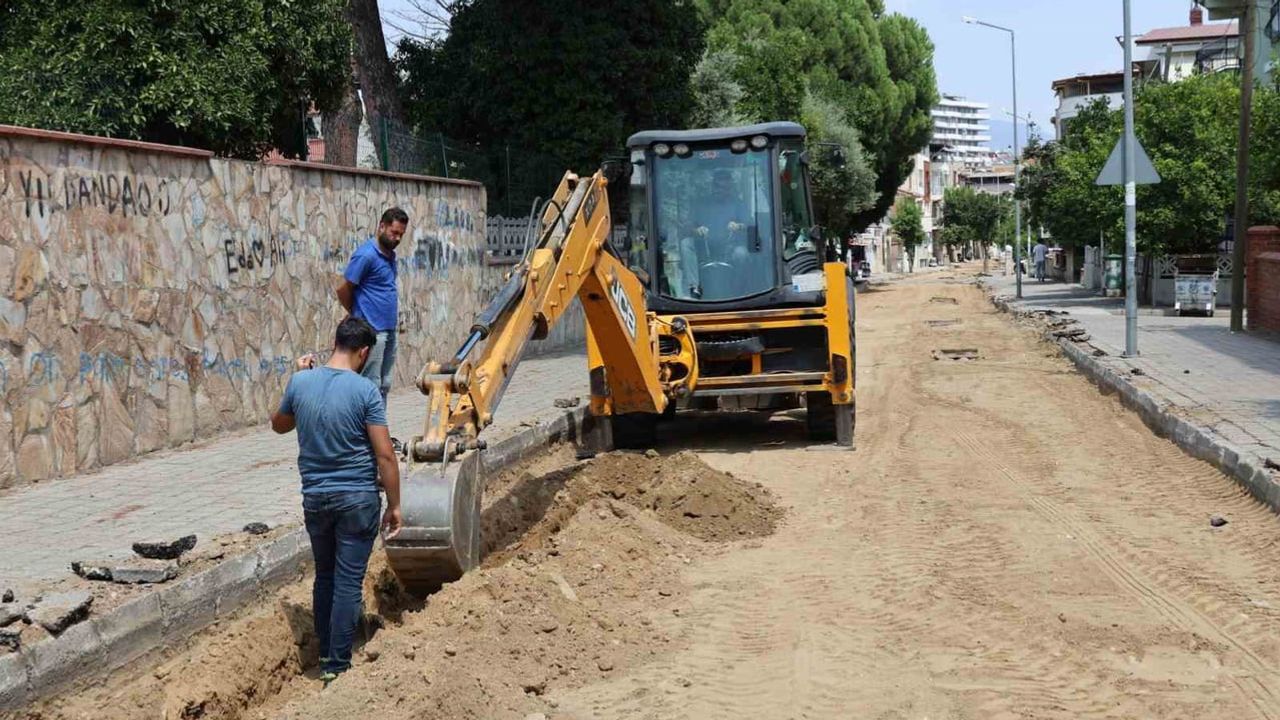 Yeni Mahalle'de 7 sokakta yol sevinci