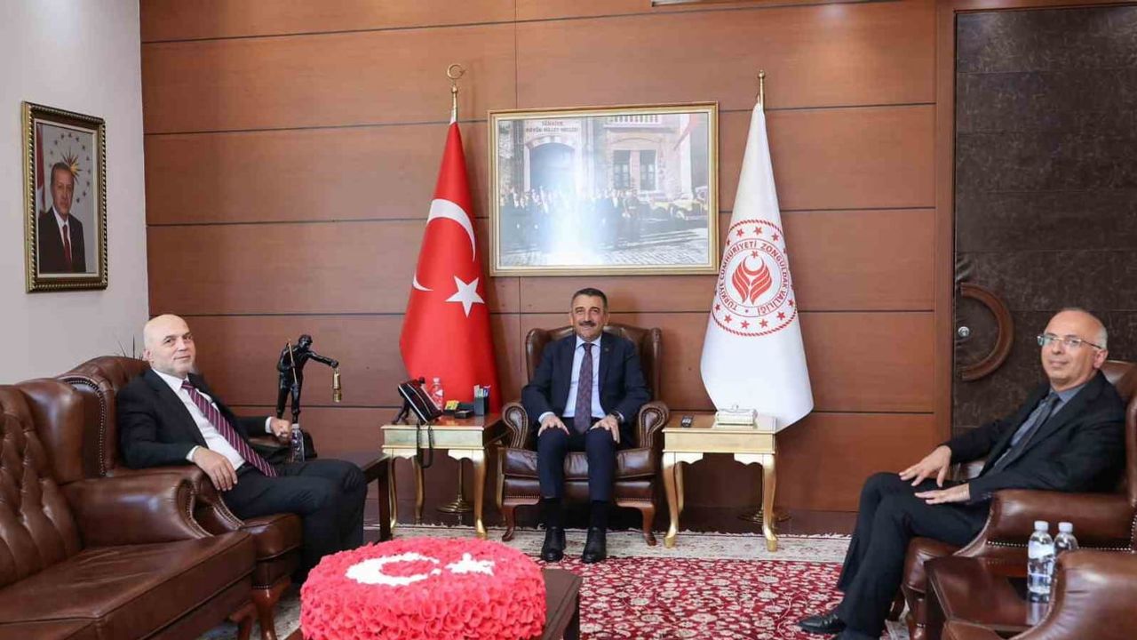 Yeni rektör Ulusoy’dan vali Hacıbektaşoğlu’na nezaket ziyareti