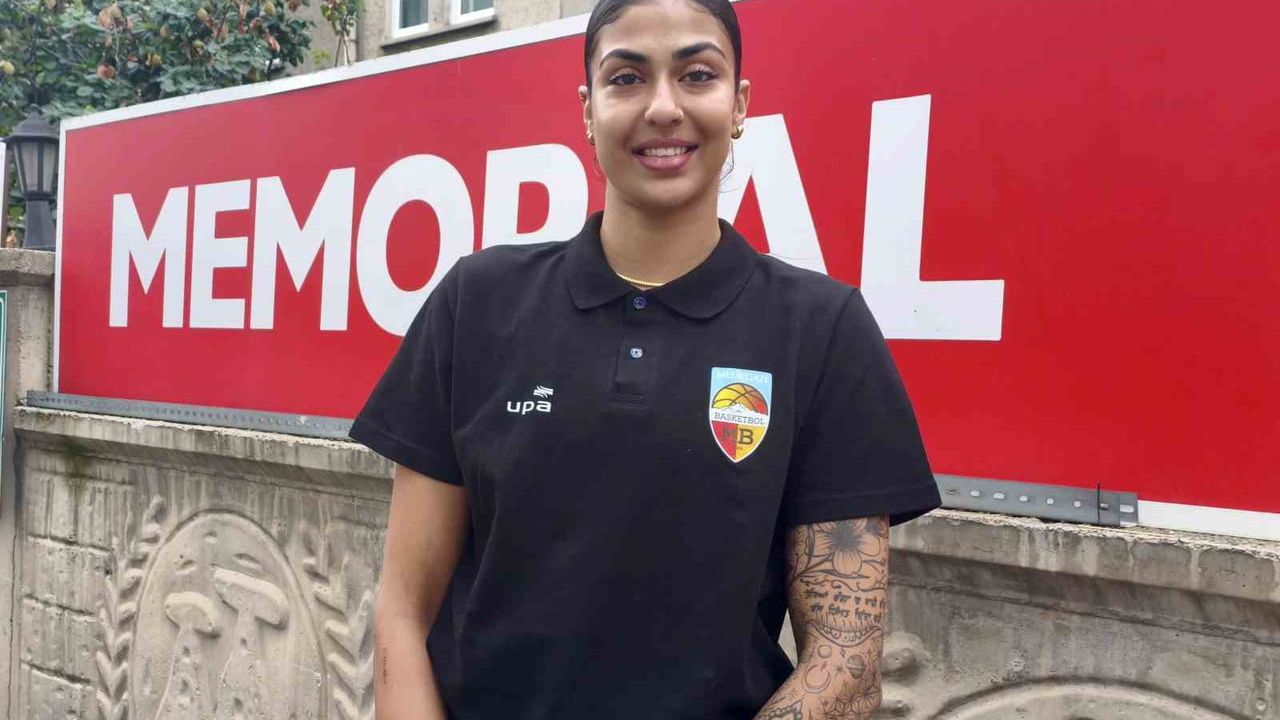 Yeni sezonun genç ismi Honey Kaur Kayseri'de sağlık kontrolünden geçti