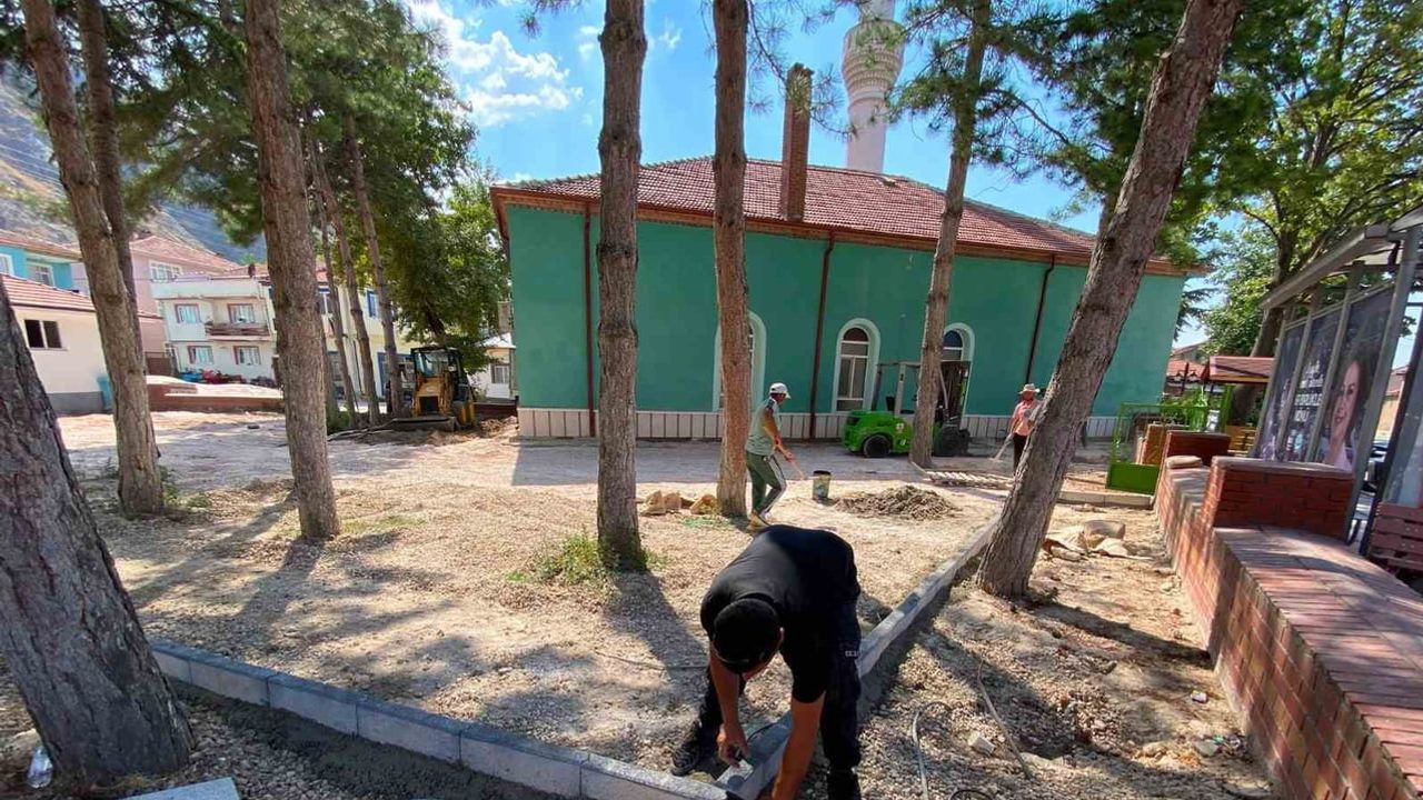 Yenice Mahallesi Merkez Camii kullanıcı odaklı dönüşümle açıldı