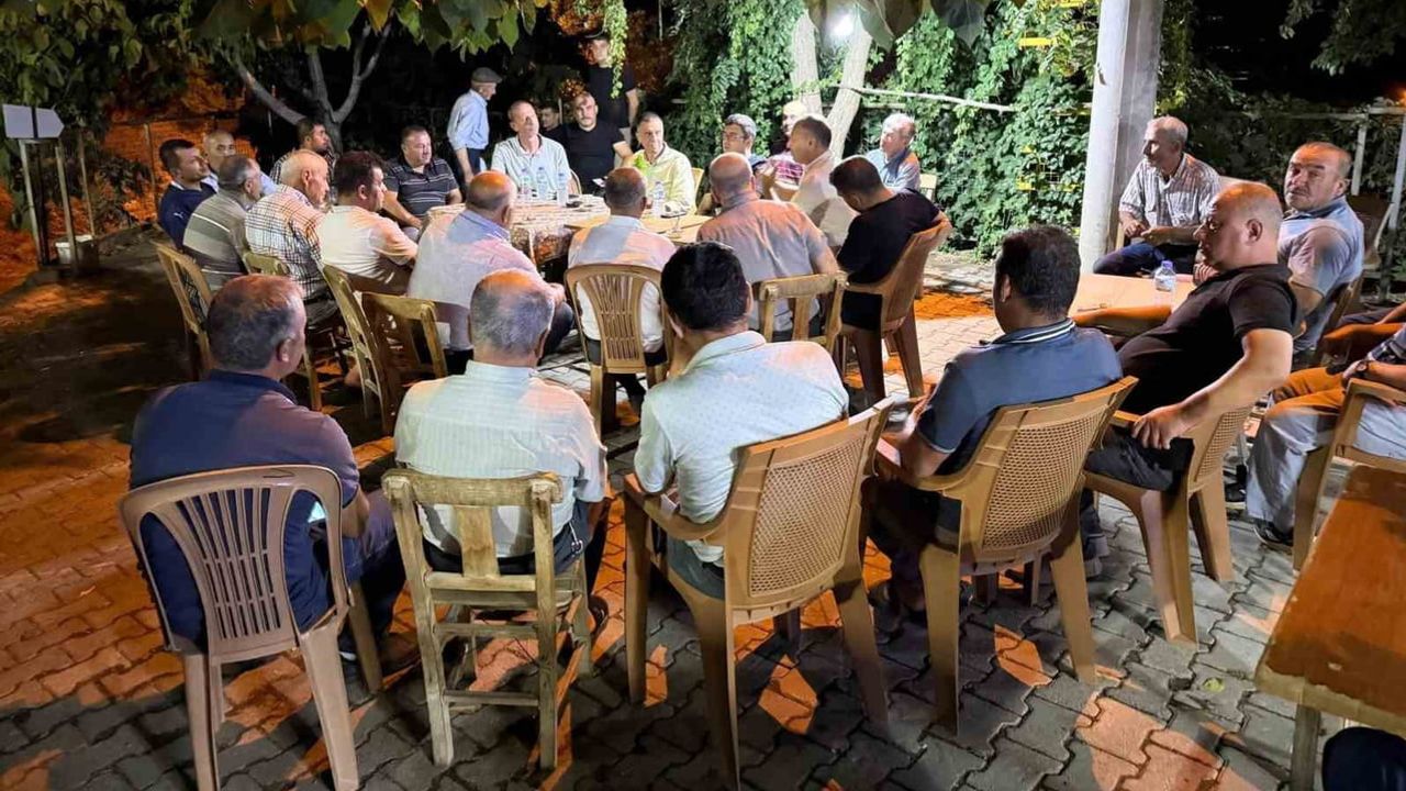 Yenipazar'da köy kahvesinde istişare: Antep fıstığı festivali gündemde
