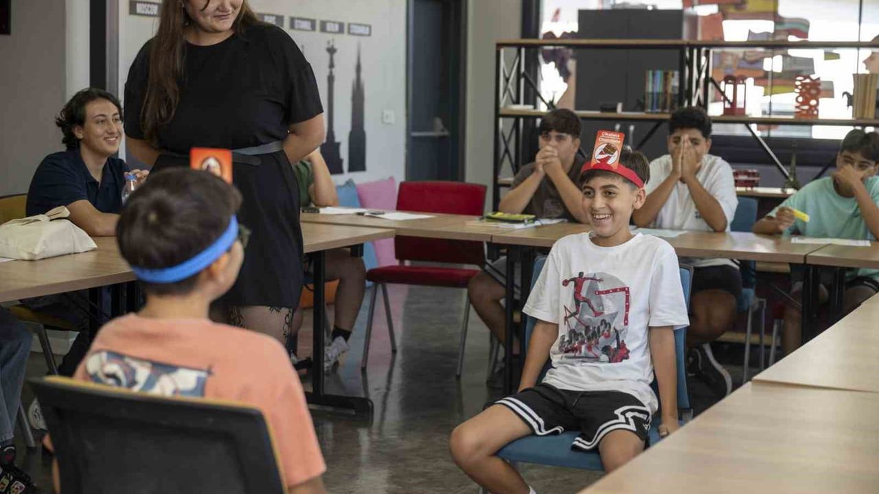 Yenişehir Mercek'te oyunla ingilizce: Hello Mersin yaz programı konuşma odaklı ilerliyor