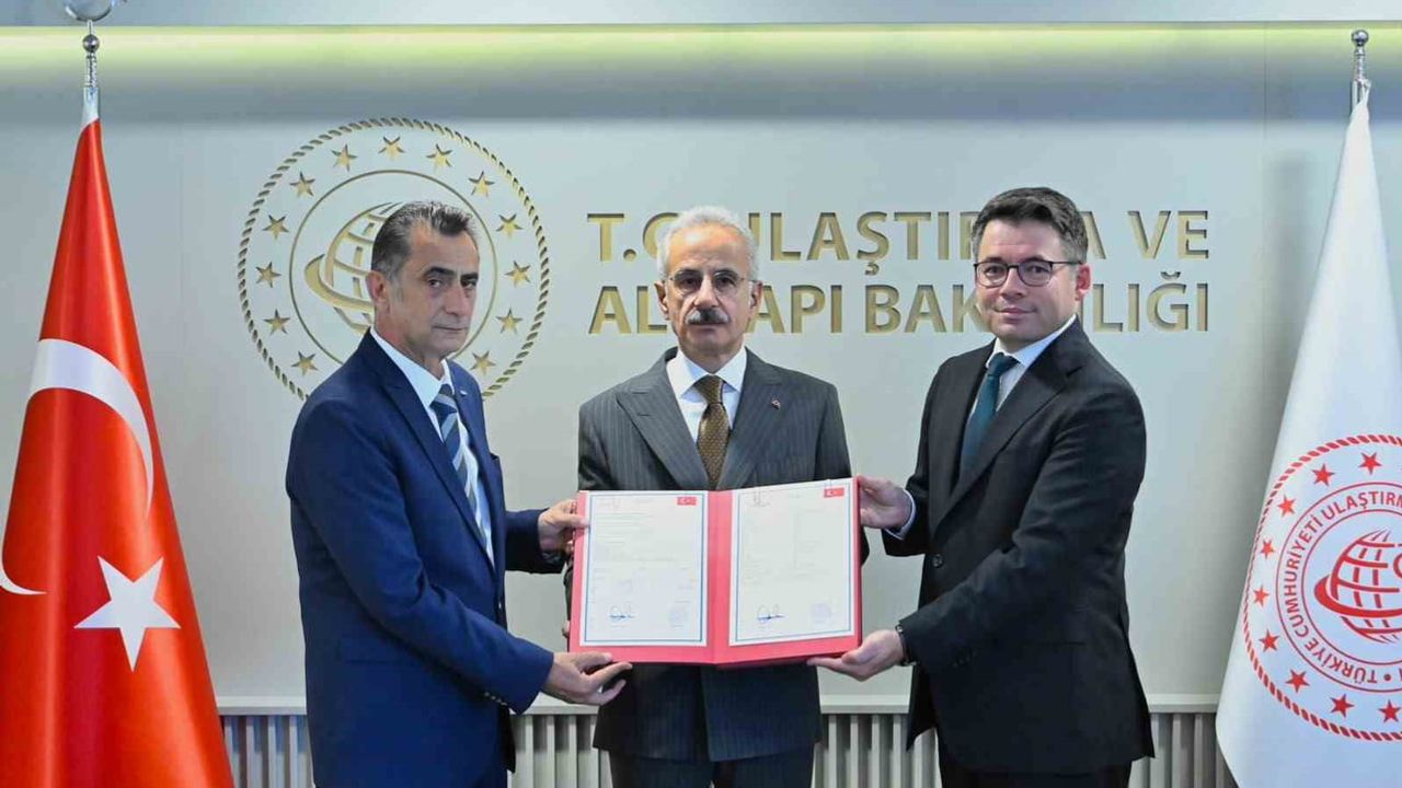 Yerli E5000 lokomotifi TSI sertifikasıyla uluslararası pazara açılıyor