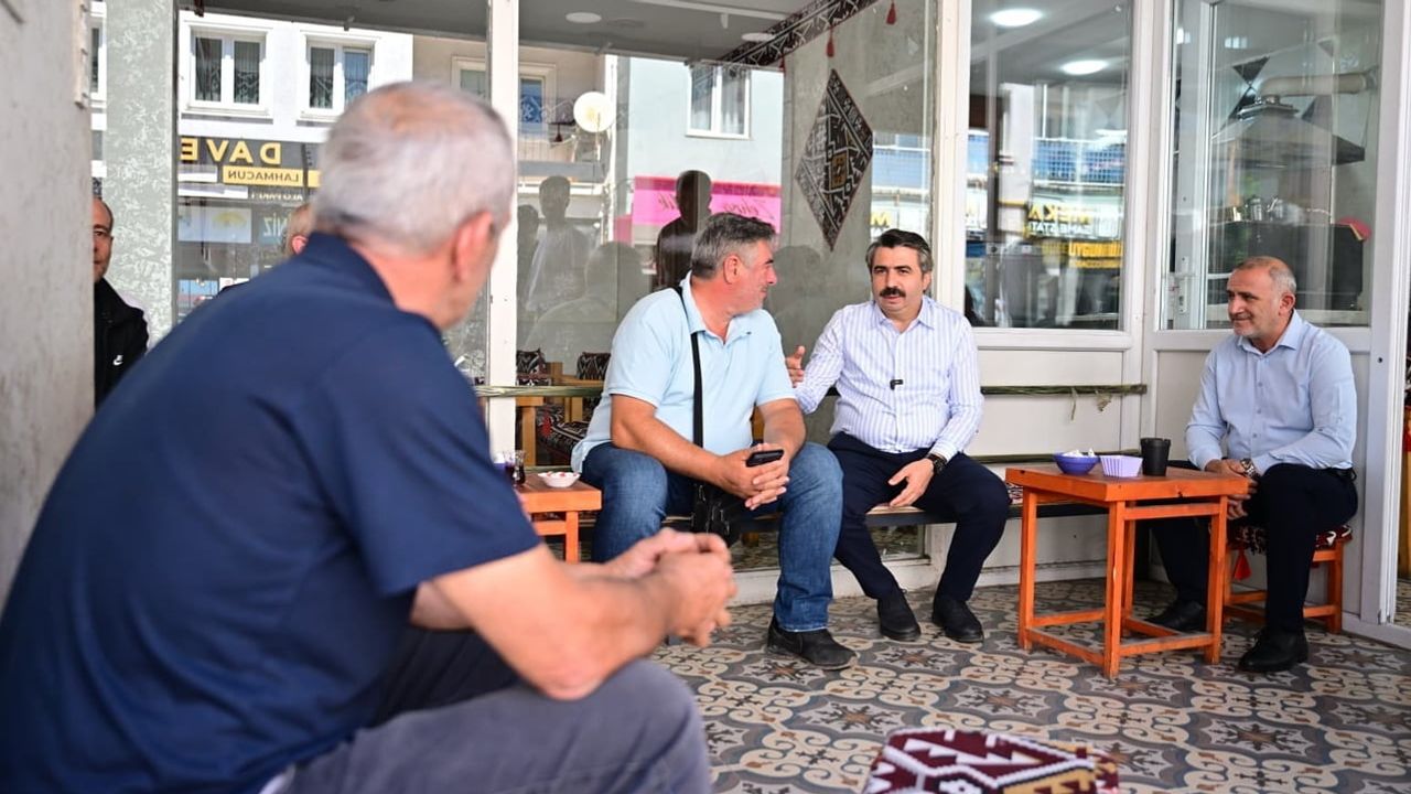 Yıldırım’da esnafla saha çalışması: Oktay Yılmaz çiçek caddesi esnafını dinledi