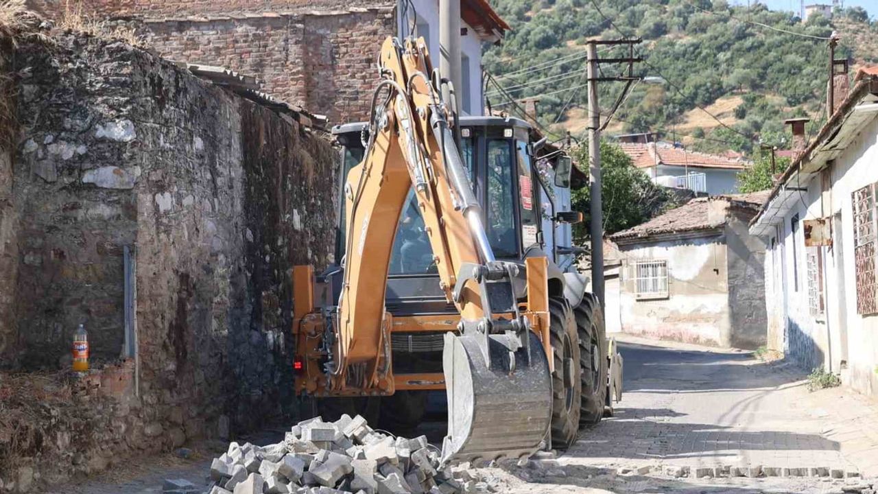 Yollara yeni yüz: Kocababa Caddesi yenileniyor