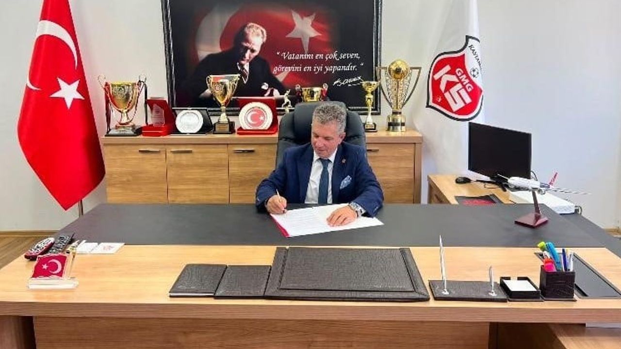 Yönetim kurulu oy çokluğuyla Kastamonuspor başkanlığını değiştirdi