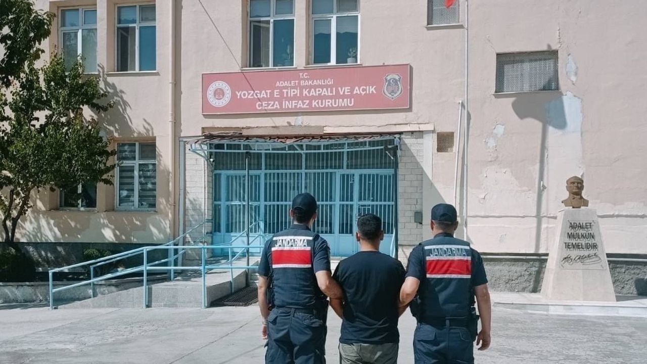 Yozgat'ta jandarmanın operasyonunda 9 yıl 4 ay 15 gün hapis cezası olan firari yakalandı