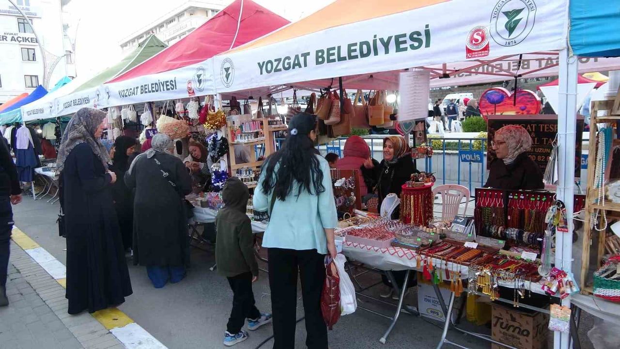 Yozgat'ta sürmeli şenlikleri kortejle açıldı, üç gün boyunca konser ve etkinlikler