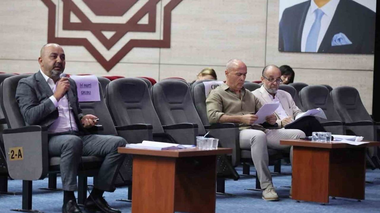 Yunusemre meclisinde görev dağılımı değişti, Muradiye yatırımları öne çıktı