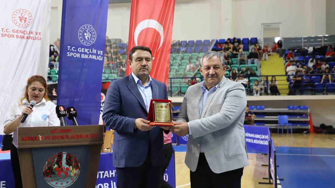 Zafer kupası Kütahya'da: 840 sporcu üç gün ringlerde ter döktü