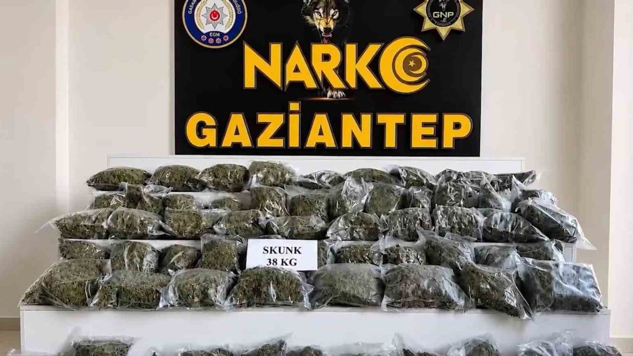 Zehir tacirlerine ağır darbe: 71 ilde 832 kilogram ve 425 bin 419 hap ele geçirildi