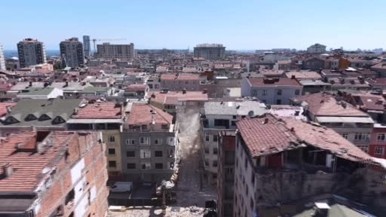 Zeytinburnu'da üç sokakta eş zamanlı dönüşümle 67 bina yenileniyor