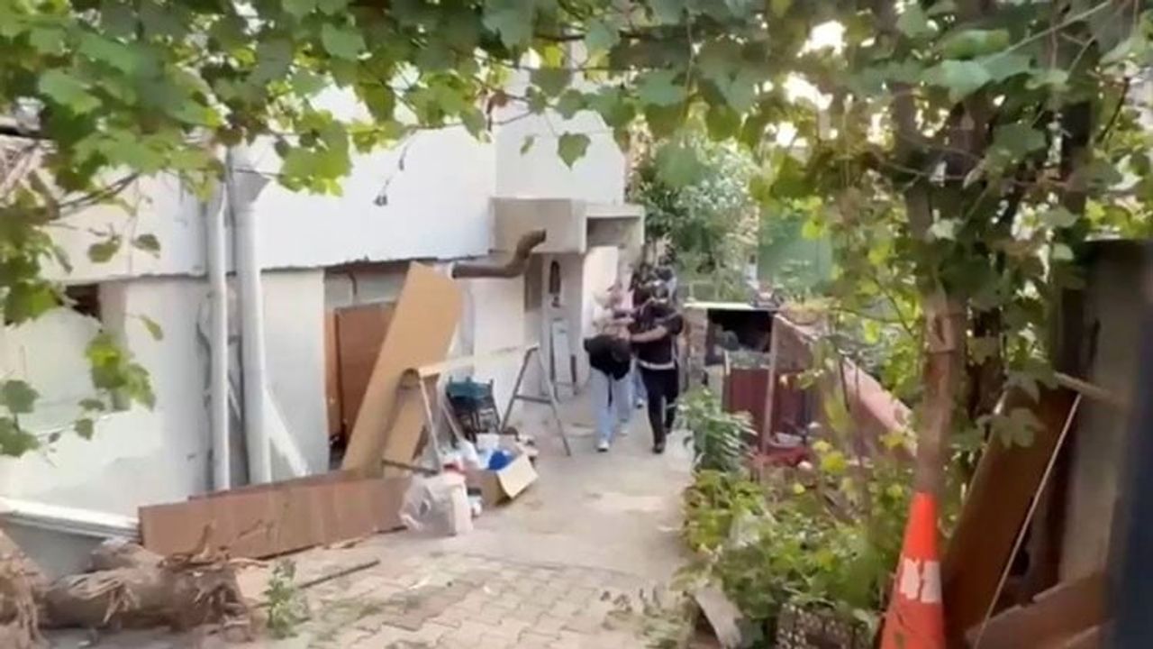 Zeytinburnu'ndaki restorana silahlı saldırıda iki kişi tutuklandı