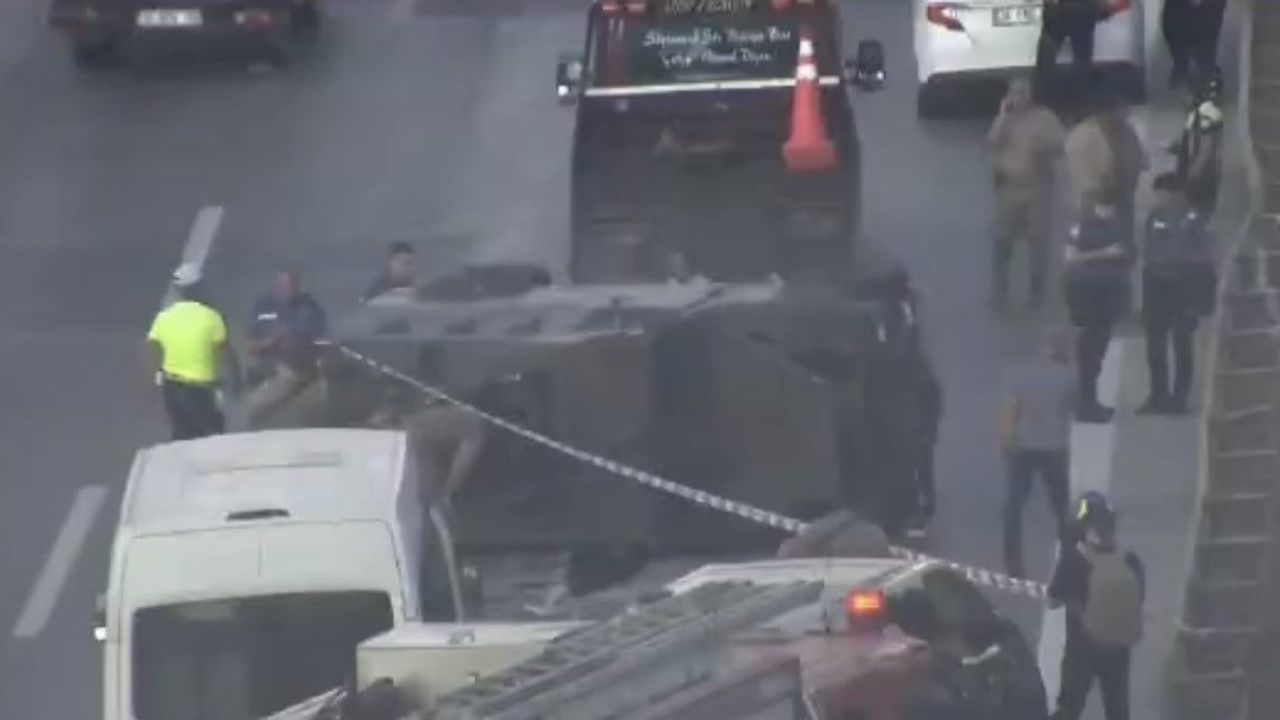 Zırhlı aracın takla attığı zincirleme kaza Pendik'te trafiği durdurdu