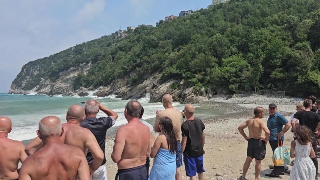 Zonguldak'ta olumsuz hava uyarısı: dört gün süreyle denize girilmesi yasaklandı