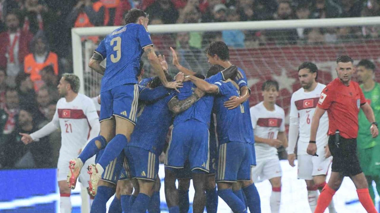A milli takım, İtalya'ya 17. randevuda 12. kez yenildi