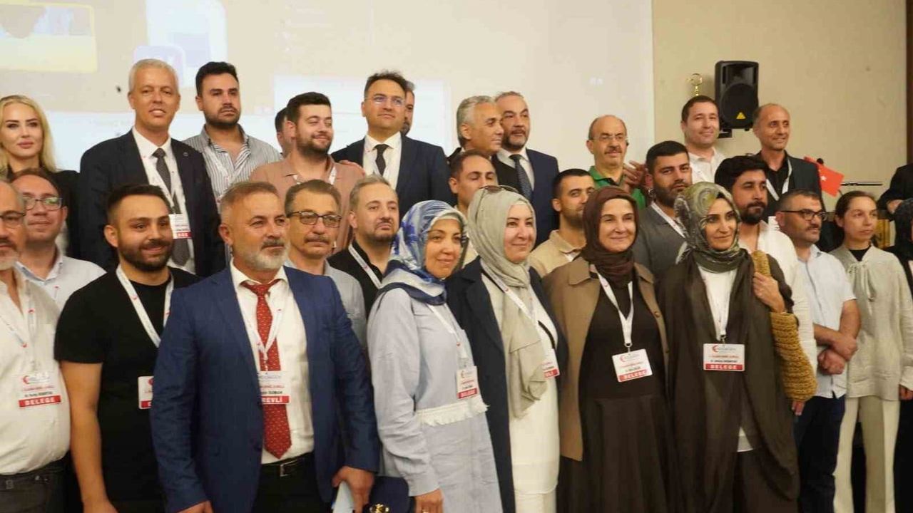 Adil Kurban yeniden seçildi: HEKİMSEN'i güçlendirme ve hekimlik kanunu önceliği