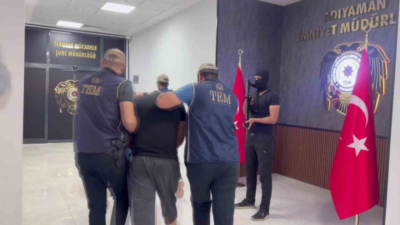 Adıyaman'da sokaklar güvende operasyonunda DEAŞ şüphelisi 4 kişi gözaltına alındı