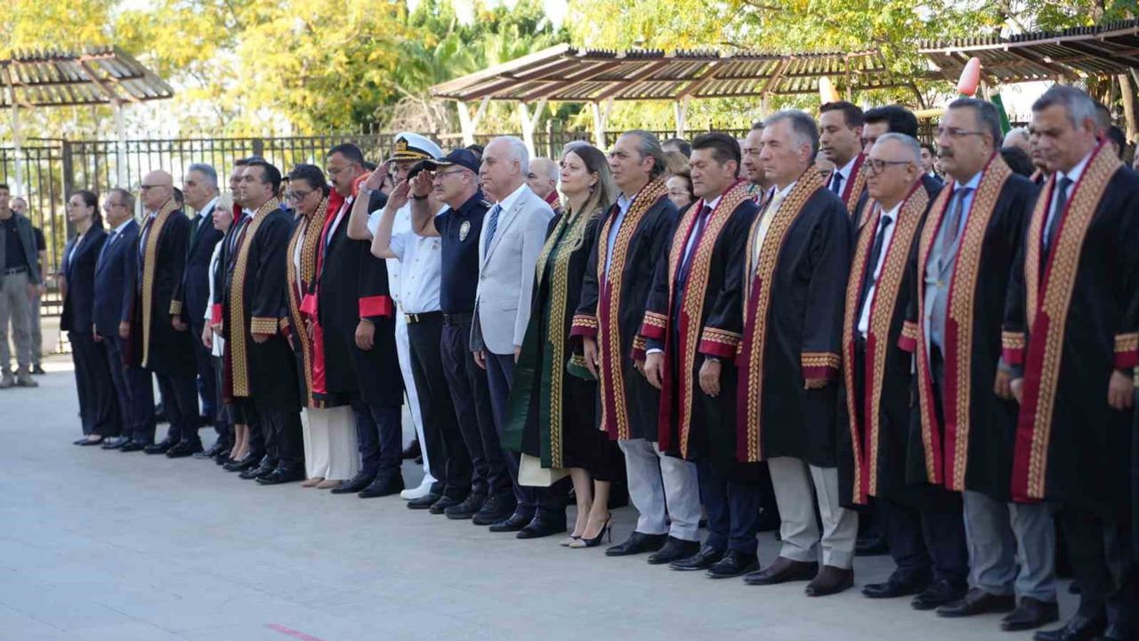 Adliye kapısında güven ve adalet arayışı